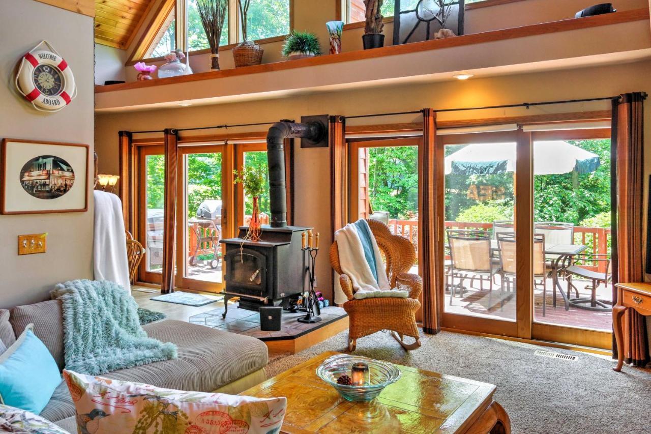 Roomy House On 2 Acres - 2 Mi To Egg Harbor Beach! מראה חיצוני תמונה
