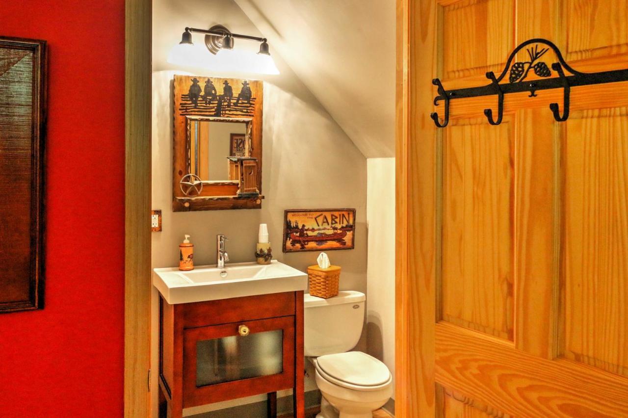Roomy House On 2 Acres - 2 Mi To Egg Harbor Beach! מראה חיצוני תמונה