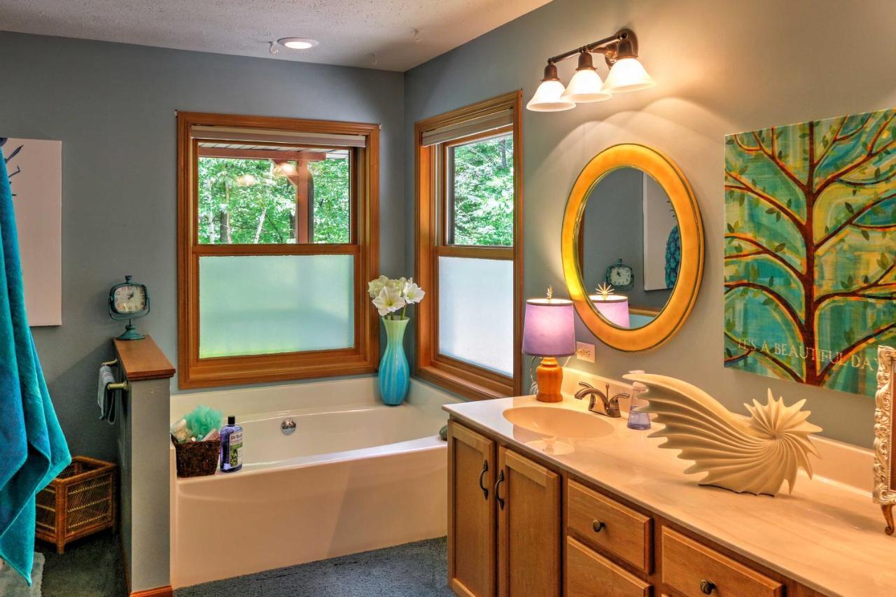 Roomy House On 2 Acres - 2 Mi To Egg Harbor Beach! מראה חיצוני תמונה